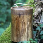 Nr. 2 I Urne aus stockigem Nussbaum