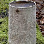 Nr. 24 | Urne aus Ahorn, strukturiert, Deckel aus Nussbaum