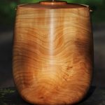 Nr. 42 | Urne aus Wildkirsche